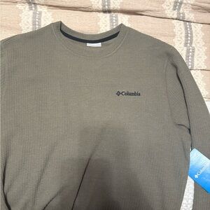 Columbia Pine Peak II Waffle Long Sleeve Crew in Olive